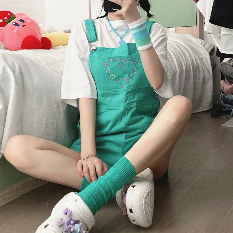 Harajpoo Women Pants High Street Bib Korean INS Trend Embroidery Flowers Wild Loose Casual Straight Wide Leg Clothes Shorts
Harajpoo Women Pants High Street Bib Korean INS Trend Embroidery Flowers Wild Loose Casual Straight Wide Leg Clothes Shorts