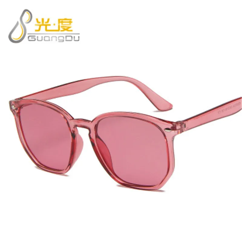 2020 new polygonal rice nail sunglasses women classic trendy sunglasses retro fashion sunglasses
2020 new polygonal rice nail sunglasses women classic trendy sunglasses retro fashion sunglasses