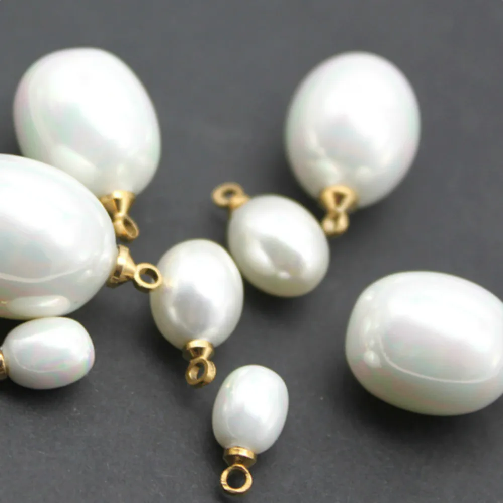 5pcs / bag natural white shell bead pendant hand-carved half-hole alloy head DIY necklace bracelet earring jewelry accessory
5pcs / bag natural white shell bead pendant hand-carved half-hole alloy head DIY necklace bracelet earring jewelry accessory