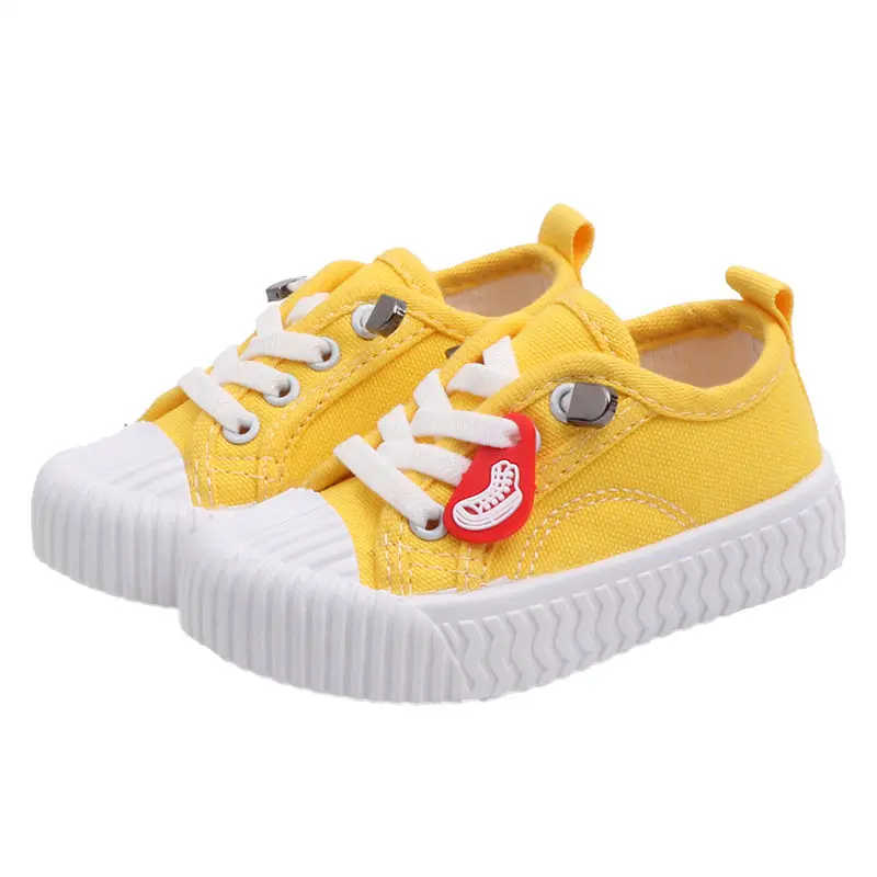2021 new children's canvas shoes, boys' board Shoes Sirls' small white shoes foot covering casual Shoes Spring and Autumn bab 
2021 new children's canvas shoes, boys' board Shoes Sirls' small white shoes foot covering casual Shoes Spring and Autumn bab