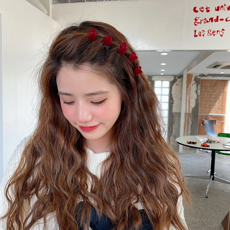 1Pcs Fashion Cute Candy Color Red Heart Mini Hair Clip Hairpin For Women Sweet Small Hair Claw Hair Accessories Gifts
1Pcs Fashion Cute Candy Color Red Heart Mini Hair Clip Hairpin For Women Sweet Small Hair Claw Hair Accessories Gifts