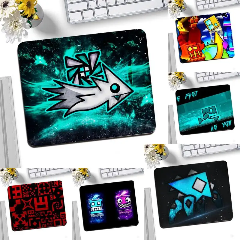 Geometry Dash Rubber Mouse Durable Desktop Mousepad Desktop Mousepad Gaming Small Mouse Pad 25X20CM Keyboard Mat
Geometry Dash Rubber Mouse Durable Desktop Mousepad Desktop Mousepad Gaming Small Mouse Pad 25X20CM Keyboard Mat