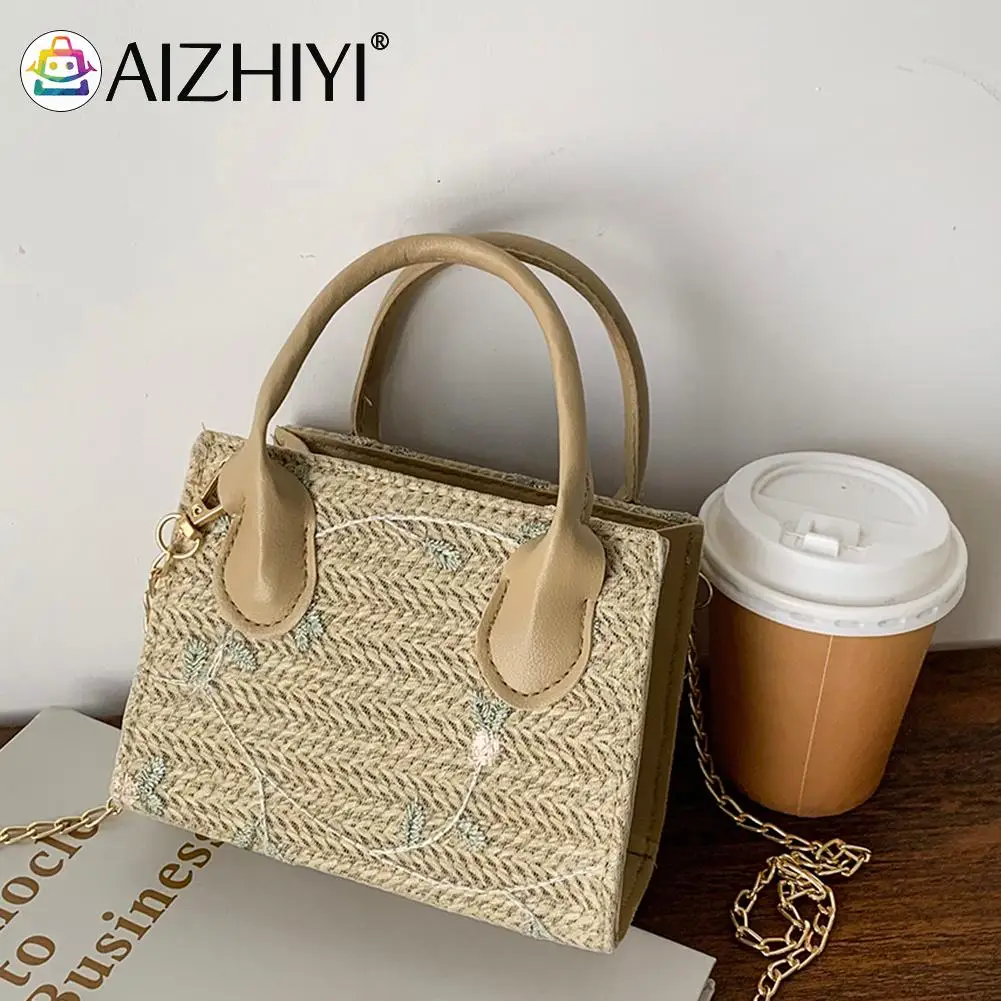 Fashion Women PU Leather Woven Lace Patchwork Flower Embroidery Shoulder Crossbody Messenger Bag Casual Ladies Chain Handbags
Fashion Women PU Leather Woven Lace Patchwork Flower Embroidery Shoulder Crossbody Messenger Bag Casual Ladies Chain Handbags