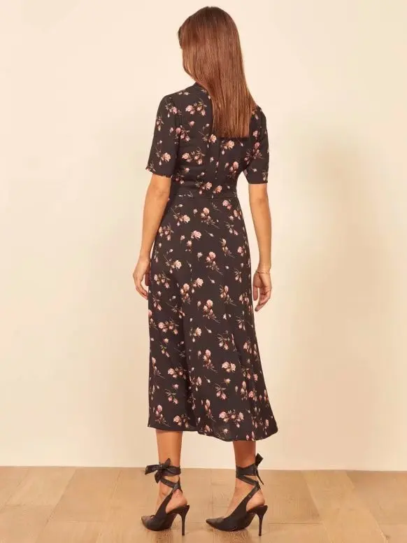 Europe and America summer New Slim Thin All-match V-neck Short sleeve fashion printing Casual Mid-length women dress
Europe and America summer New Slim Thin All-match V-neck Short sleeve fashion printing Casual Mid-length women dress