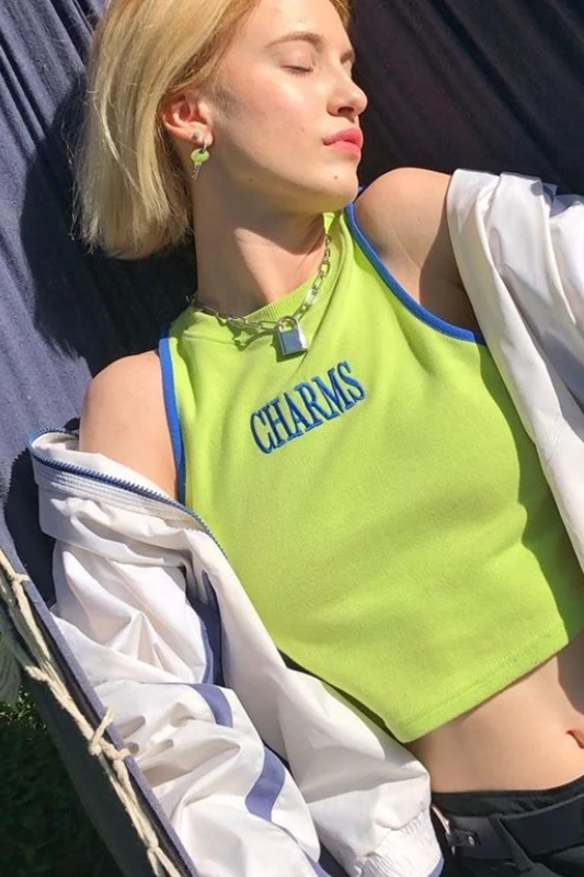 2021 O Neck Vintage Tees Sleeveless T Shirt Casual Summer Tank Top Off Shoulder Blue T Shirt Knit Y2K Top Basic Crop Tops Women
2021 O Neck Vintage Tees Sleeveless T Shirt Casual Summer Tank Top Off Shoulder Blue T Shirt Knit Y2K Top Basic Crop Tops Women