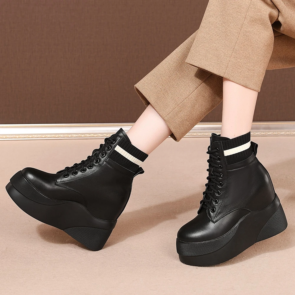 DORATASIA New Fashion Ladies Genuine Leather Boots Autumn Daily Boots Women Platform Height Incrasing High Heels Shoes Woman
DORATASIA New Fashion Ladies Genuine Leather Boots Autumn Daily Boots Women Platform Height Incrasing High Heels Shoes Woman
