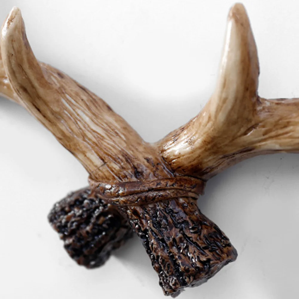 New Wall Hooks Vintage Deer Antlers Hooks Antique Finish Resin Clothes Keys Hanger Home Decoration Hooks
New Wall Hooks Vintage Deer Antlers Hooks Antique Finish Resin Clothes Keys Hanger Home Decoration Hooks