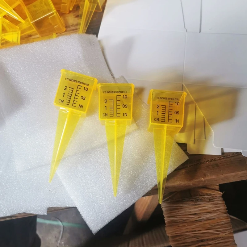 M89B Mini Portable Sprinkler And Rain Gauge Wide Mouth Bright Yellow Outdoor Water Measuring Tool for Lawn Yard Outdoor Home
M89B Mini Portable Sprinkler And Rain Gauge Wide Mouth Bright Yellow Outdoor Water Measuring Tool for Lawn Yard Outdoor Home