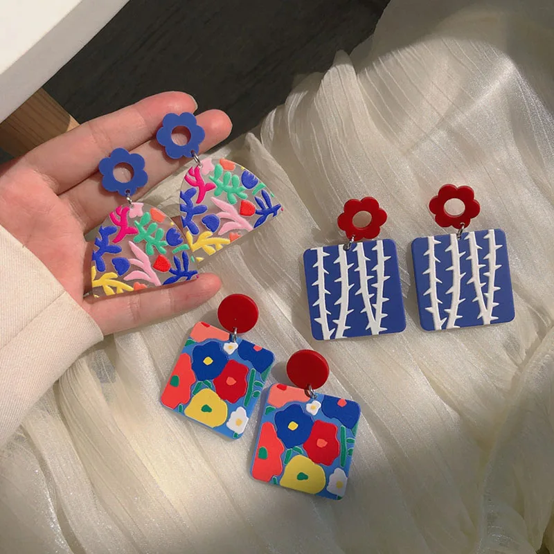 2021 1Pair Korea Fashion Colorful Graffiti Geometric Oval Square Earrings For Women Cute Flower Acrylic Earring Jewelry
2021 1Pair Korea Fashion Colorful Graffiti Geometric Oval Square Earrings For Women Cute Flower Acrylic Earring Jewelry