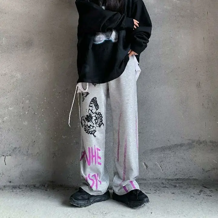 High street dark butterfly print pants men and women 2020 new casual pants loose bf straight wide leg pants autumn
High street dark butterfly print pants men and women 2020 new casual pants loose bf straight wide leg pants autumn