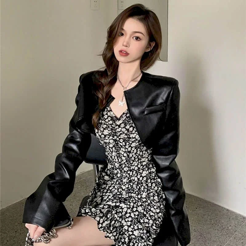 Autumn New Casual PU Jacket Women Solid Black Coat Soft Outwear Loose Short O-Neck Ladies Jacket Woman Clothing
Autumn New Casual PU Jacket Women Solid Black Coat Soft Outwear Loose Short O-Neck Ladies Jacket Woman Clothing