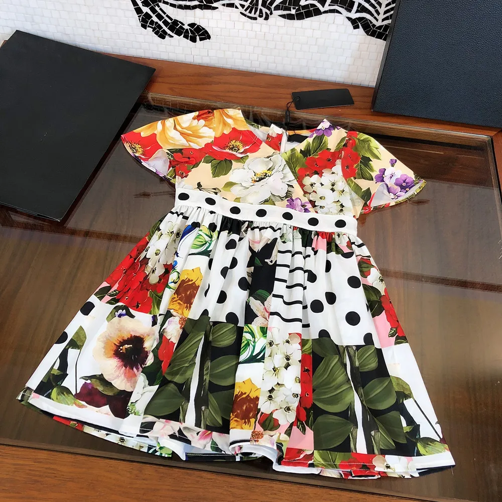 2021 summer new girls cotton dress children kids baby puff sleeve princess dress holiday foreign style
2021 summer new girls cotton dress children kids baby puff sleeve princess dress holiday foreign style