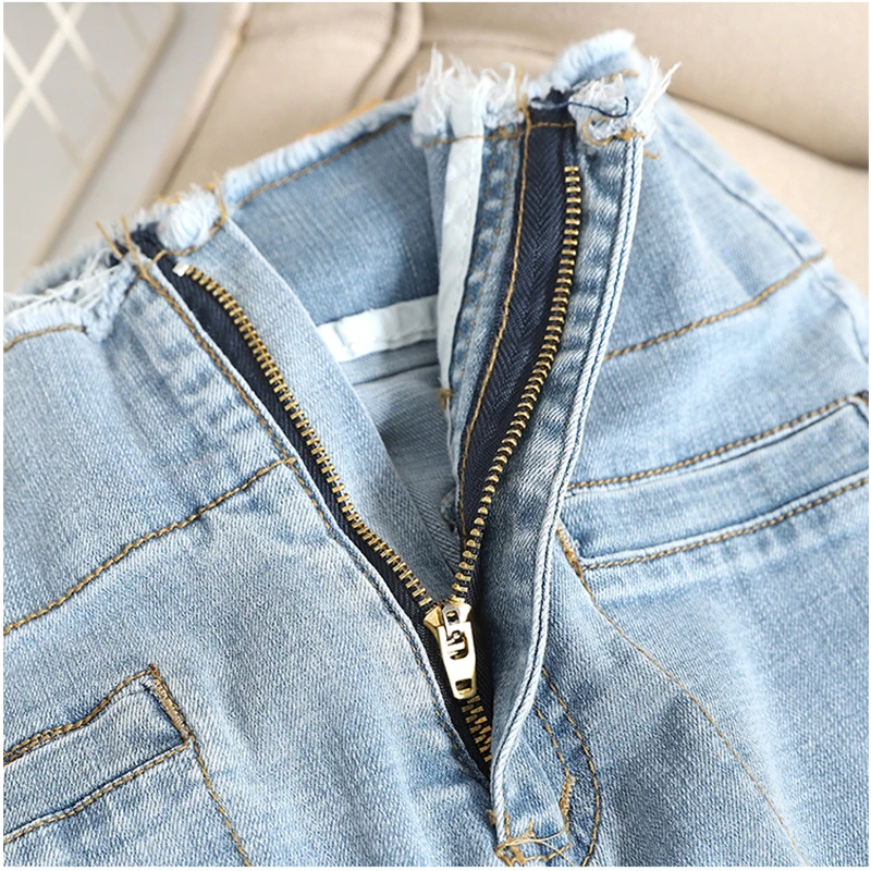 Vintage Ladies Boyfriend Jeans For Women High Waisted Jeans Blue Casual Loose Flare Trousers Korean Streetwear Denim Pants 
Vintage Ladies Boyfriend Jeans For Women High Waisted Jeans Blue Casual Loose Flare Trousers Korean Streetwear Denim Pants