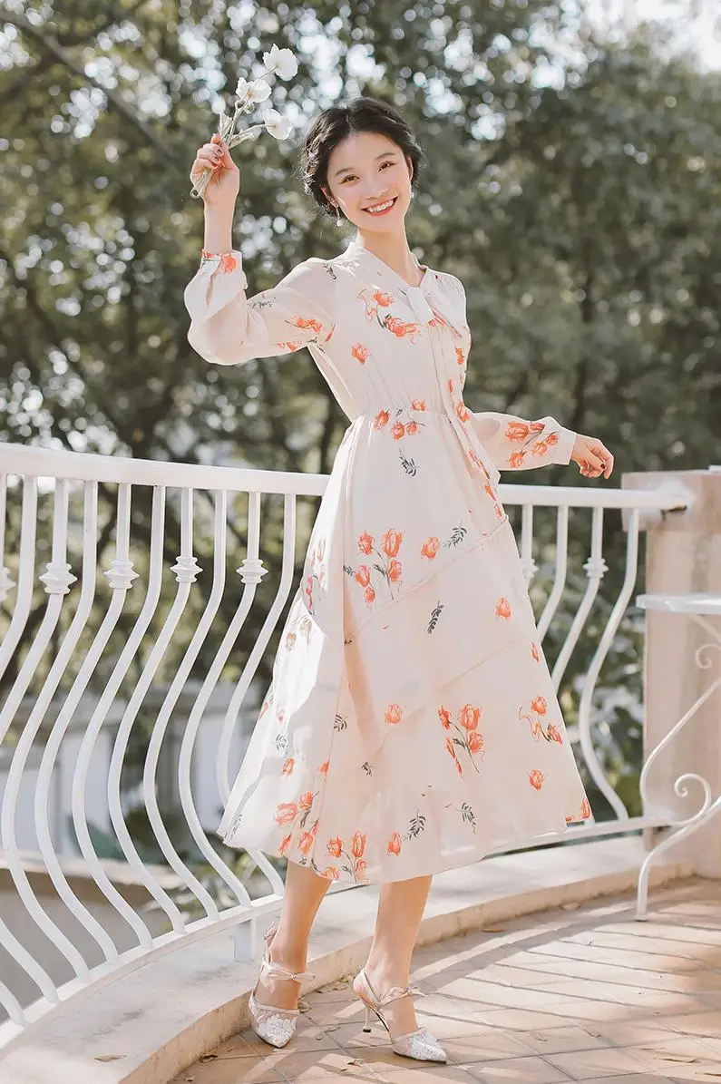 COIGARSAM French Style Full Sleeve Women dress New Vintage Floral Print Dresses Apricot Y885
COIGARSAM French Style Full Sleeve Women dress New Vintage Floral Print Dresses Apricot Y885