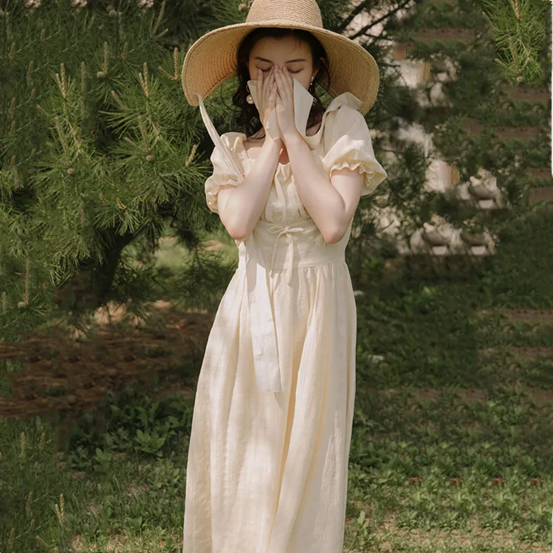 Fashion temperament high-end retro square collar sexy banquet dress 2020 fall elegant slim casual vacation dress
Fashion temperament high-end retro square collar sexy banquet dress 2020 fall elegant slim casual vacation dress