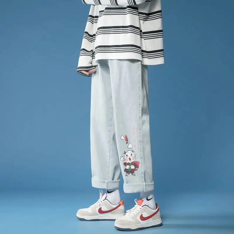 Straight baggy jeans men's student fashion new long pants 2021 spring and summer light color cartoon Capris
Straight baggy jeans men's student fashion new long pants 2021 spring and summer light color cartoon Capris