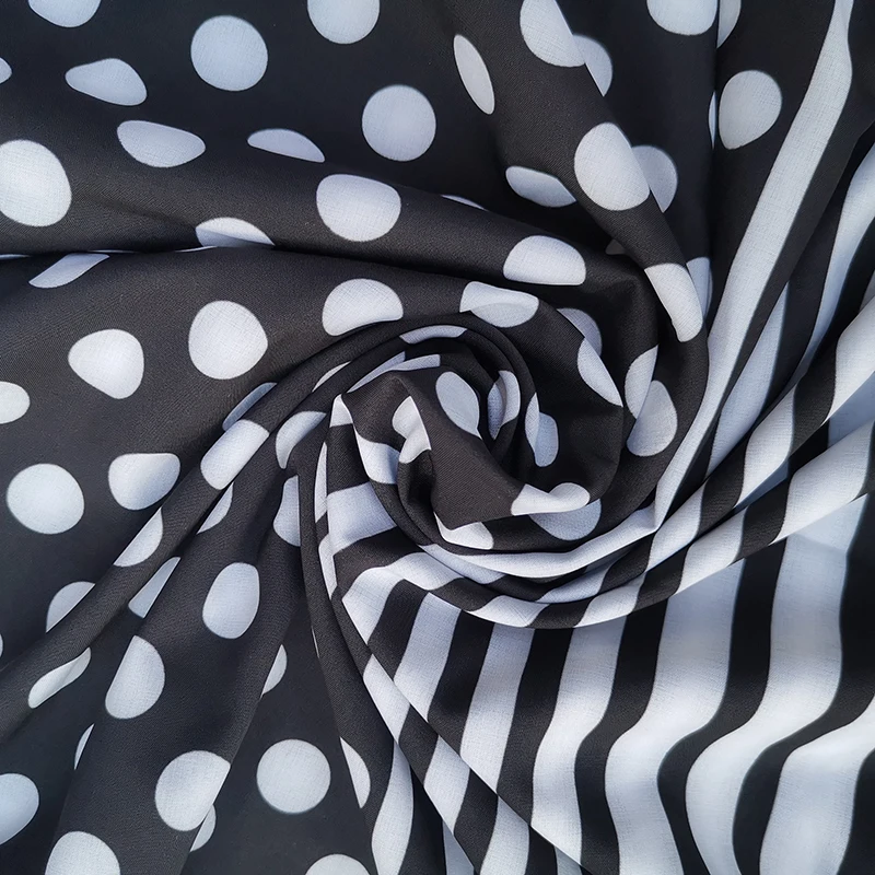 2021 Sexy Boho Dress Swimsuit Cover up Robe de plage Kaftan Beach Pareo Bikini Cover up Long Women Summer Dress Sarong Beachwear
2021 Sexy Boho Dress Swimsuit Cover up Robe de plage Kaftan Beach Pareo Bikini Cover up Long Women Summer Dress Sarong Beachwear