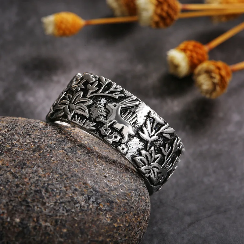 Romantic Pattern Women Band Finger Rings Vintage Party Girl Ring Birthday Party Female Accessories Gift Simple Versatile Jewelry
Romantic Pattern Women Band Finger Rings Vintage Party Girl Ring Birthday Party Female Accessories Gift Simple Versatile Jewelry