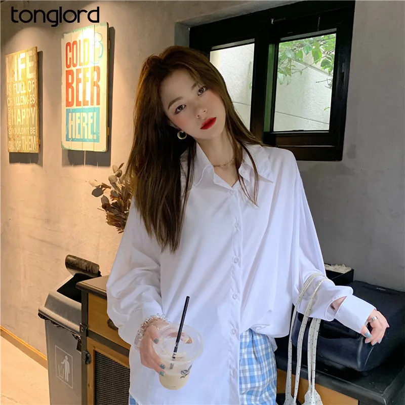 NIJIUDING Single Breasted Women White Shirts Turn-down Collar Female Blouses Tops 2020 Autumn Tops Loose Casual Blouse Female
NIJIUDING Single Breasted Women White Shirts Turn-down Collar Female Blouses Tops 2020 Autumn Tops Loose Casual Blouse Female