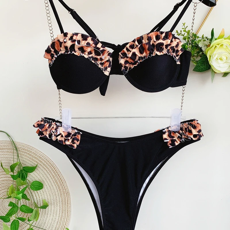 2020 Sexy Bikini High Waist Swimsuit Women Bandeau Swimwear Female Thong Brazilian Biquini Bikini Set Patchwork Bathing Suit Red
2020 Sexy Bikini High Waist Swimsuit Women Bandeau Swimwear Female Thong Brazilian Biquini Bikini Set Patchwork Bathing Suit Red