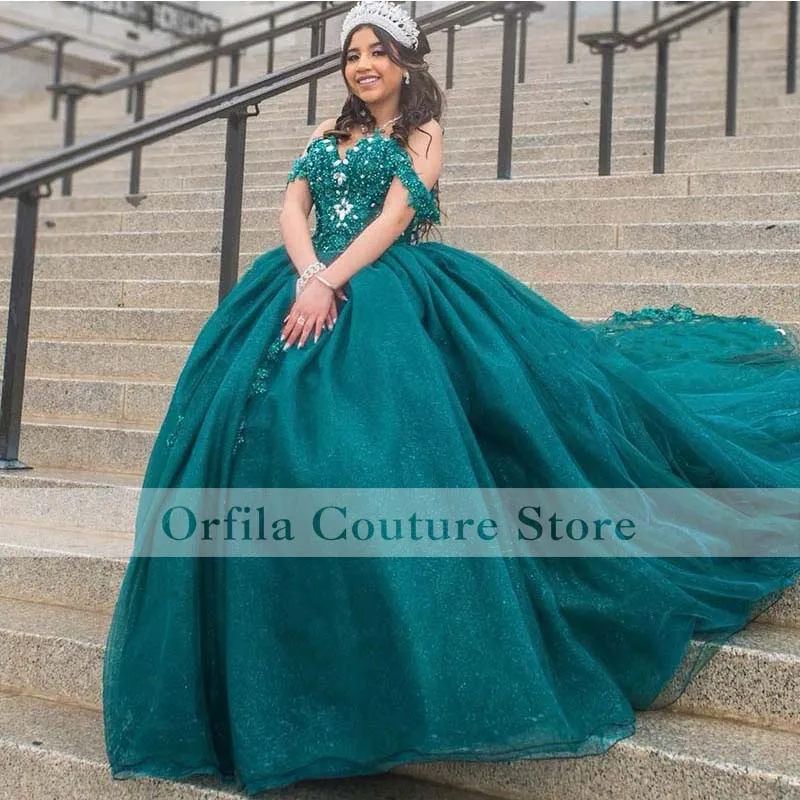 Charro Quinceanera Dresses Off the Shoulder Green Mexican Ball Gown Sweet 16 Vestidos 15 Anos Party Wear
Charro Quinceanera Dresses Off the Shoulder Green Mexican Ball Gown Sweet 16 Vestidos 15 Anos Party Wear