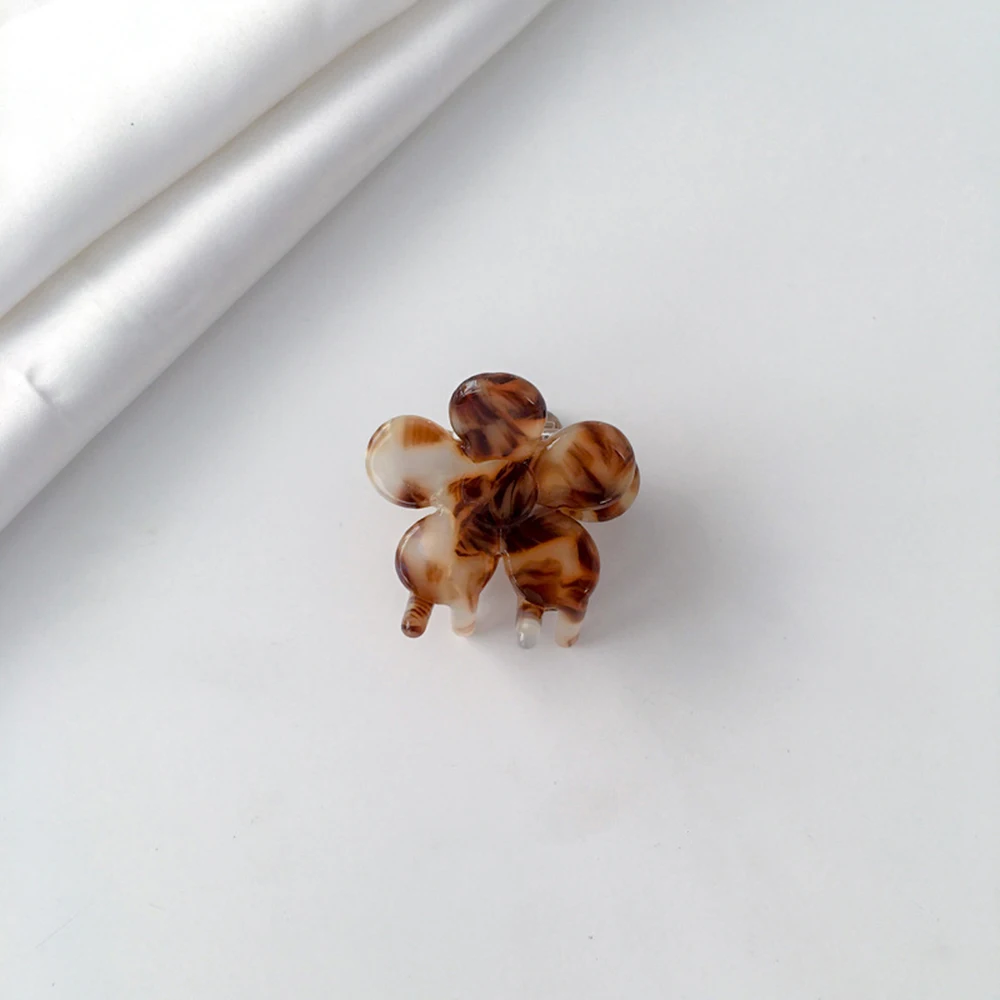 Fashion Girls Acrylic Multicolored Flower Shape Hair Claws Women Hair Clips Hairpins Hair Accessories For Women Barrettes
Fashion Girls Acrylic Multicolored Flower Shape Hair Claws Women Hair Clips Hairpins Hair Accessories For Women Barrettes