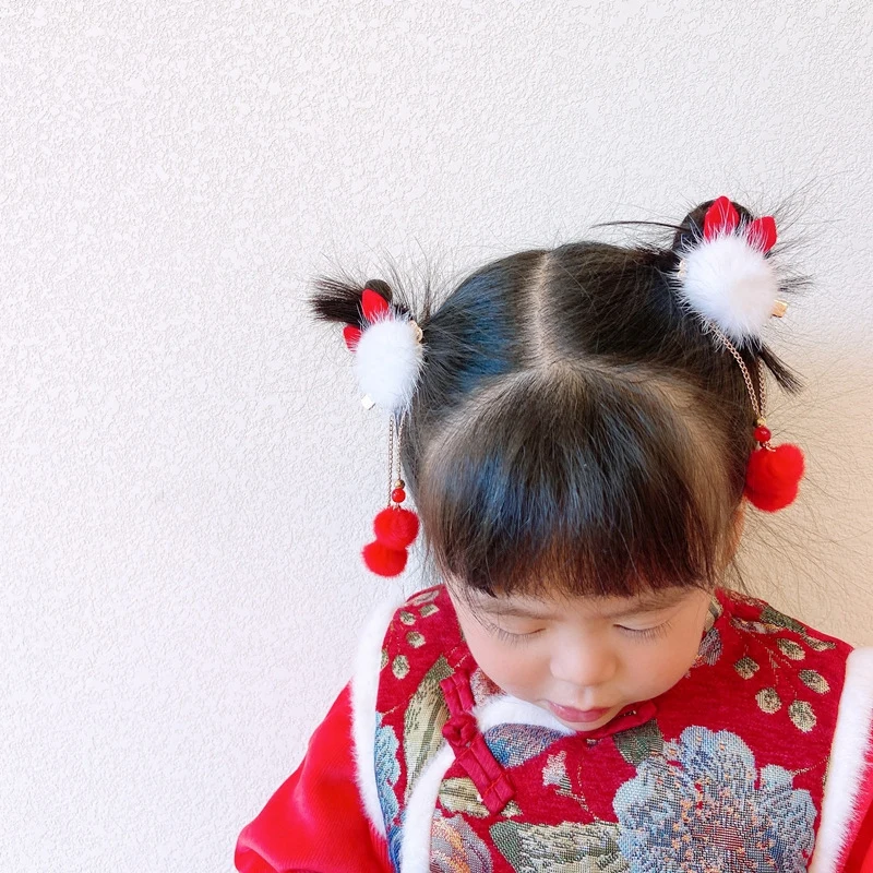 1Pair Flower Tassel Hairpins Children Hanfu Headdress Girls Cute Plush Hair Ball Cosplay Butterfly Hairpins Kids New Year Gift
1Pair Flower Tassel Hairpins Children Hanfu Headdress Girls Cute Plush Hair Ball Cosplay Butterfly Hairpins Kids New Year Gift