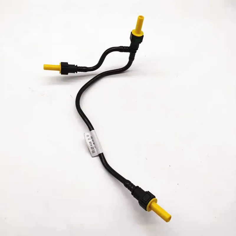 Suitable for Peugeot 408 for Citroen C4 Sega Triumph Fuel Supply Pipe Car Fuel Tank Tee Pipe Fuel Pipe OEM 1525HX Brand New
Suitable for Peugeot 408 for Citroen C4 Sega Triumph Fuel Supply Pipe Car Fuel Tank Tee Pipe Fuel Pipe OEM 1525HX Brand New
