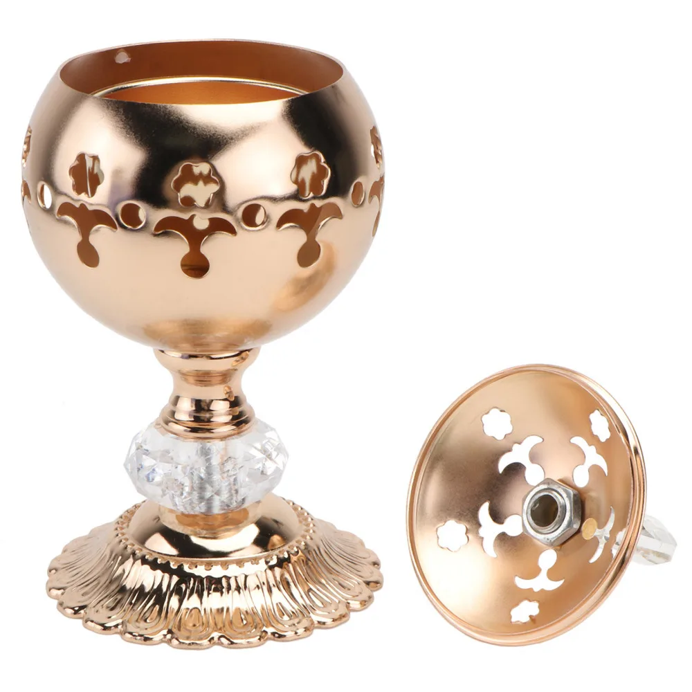 European Style Candlestick Ornaments Retro Metal Wrought Iron Romantic Candlelight Dinner Christmas Home Decoration Accessories
European Style Candlestick Ornaments Retro Metal Wrought Iron Romantic Candlelight Dinner Christmas Home Decoration Accessories