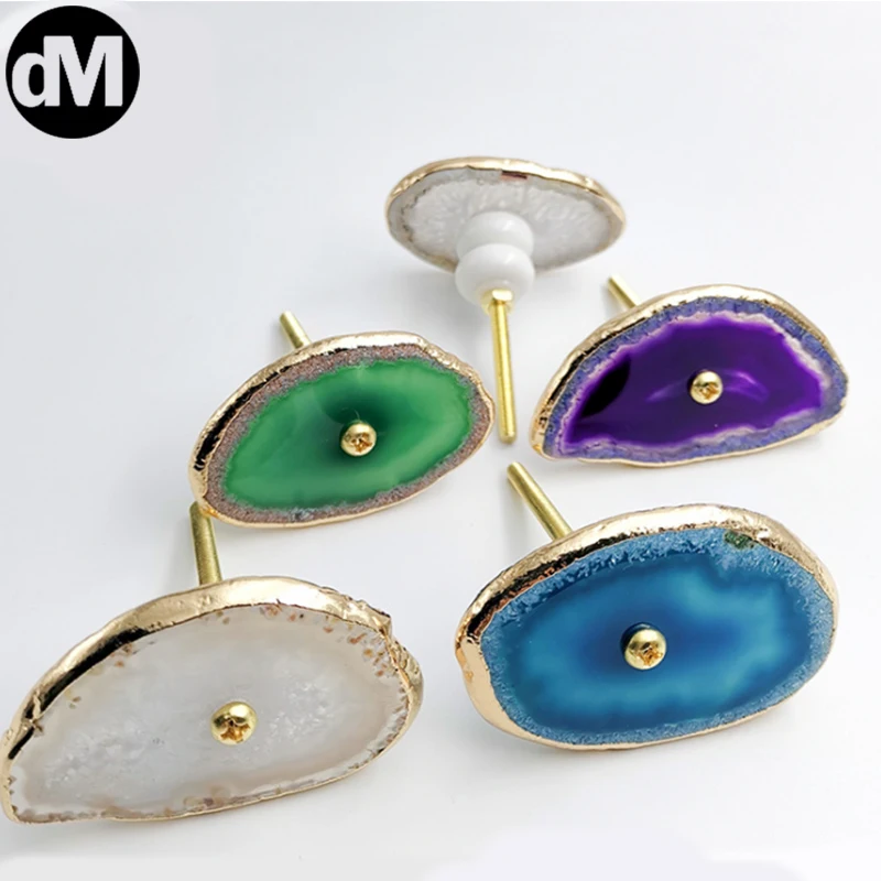 DM 2pcs/Set Creative Agate Handle Golden Wardrobe Cabinet Door Cupboard Furniture Handle Light Luxury Drawer Accessories Crystal
DM 2pcs/Set Creative Agate Handle Golden Wardrobe Cabinet Door Cupboard Furniture Handle Light Luxury Drawer Accessories Crystal