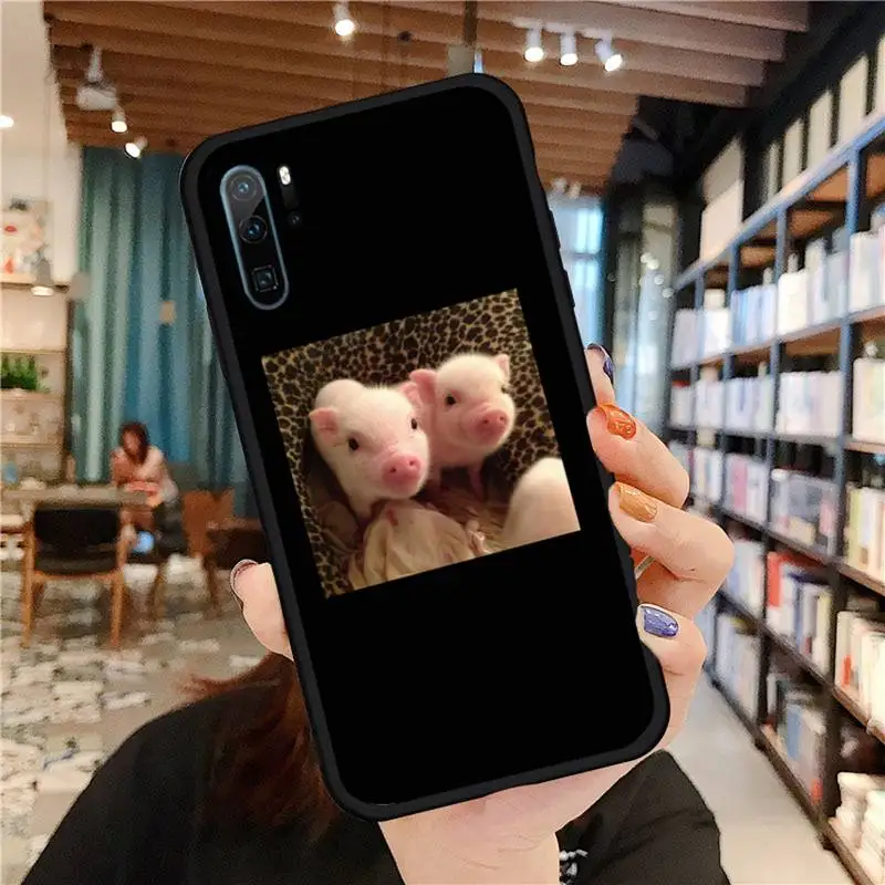 Cute Little Pink Pet Pig animal Phone Case For Huawei honor Mate P 9 10 20 30 40 Pro 10i 7 8 a x Lite nova 5t Soft Silicone
Cute Little Pink Pet Pig animal Phone Case For Huawei honor Mate P 9 10 20 30 40 Pro 10i 7 8 a x Lite nova 5t Soft Silicone