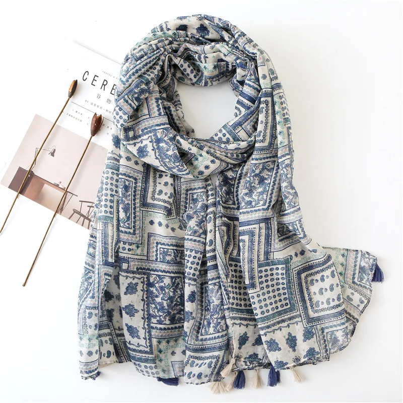 Silk Scarf women Luxury Brand Cotton Linen Spring Autumn Female Summer Sunscreen Shawl All-match scarves pashmina chiffon hijab
Silk Scarf women Luxury Brand Cotton Linen Spring Autumn Female Summer Sunscreen Shawl All-match scarves pashmina chiffon hijab