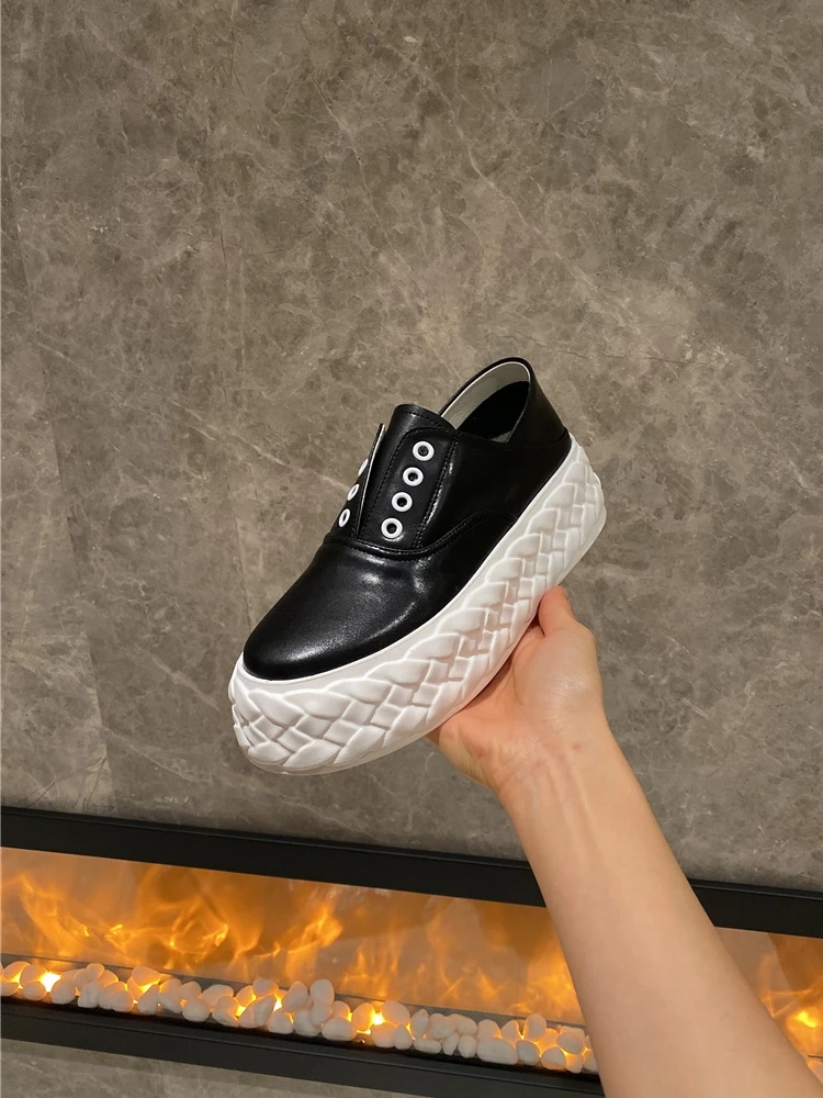 All-Match Platform Platform Shoes Spring And Autumn New Simple Solid Color Large Size 35-40 Casual Women's Shoes
All-Match Platform Platform Shoes Spring And Autumn New Simple Solid Color Large Size 35-40 Casual Women's Shoes