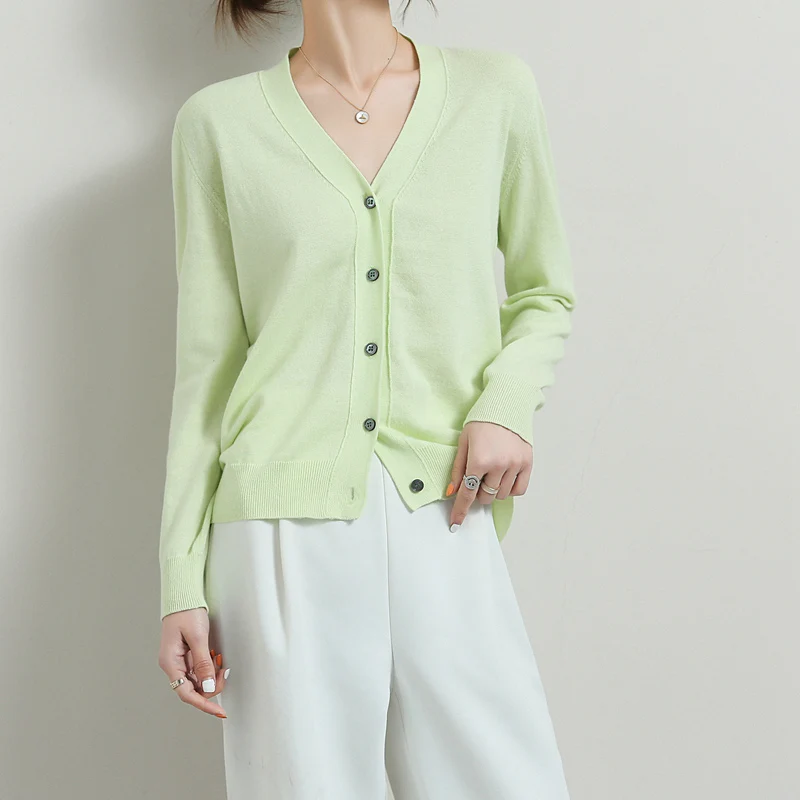 2021 Spring And Summer New Outer Thin Pure Cotton Cardigan Loose Knit Short Coat Women's V-Neck Wild Long-Sleeved Sunscreen Top
2021 Spring And Summer New Outer Thin Pure Cotton Cardigan Loose Knit Short Coat Women's V-Neck Wild Long-Sleeved Sunscreen Top