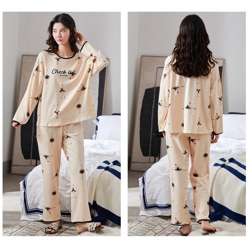 Pajamas women's spring and autumn long-sleeved round neck Korean thin style outing home service two-piece suit
Pajamas women's spring and autumn long-sleeved round neck Korean thin style outing home service two-piece suit
