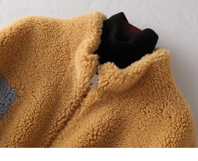 Winer Coat Women 2021 New Arrival Real Wool Jacket Striped Long Sleeves Plus Size Outerwear High Quality Coats Lady Thick Warm 
Winer Coat Women 2021 New Arrival Real Wool Jacket Striped Long Sleeves Plus Size Outerwear High Quality Coats Lady Thick Warm