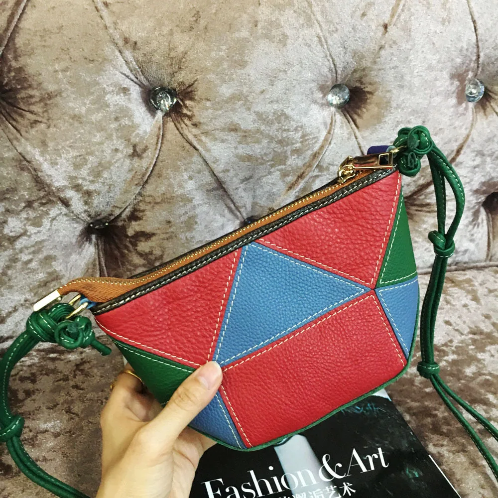 Cow Leather Geometric Patchwork Small Handbag Lady High Quality Designer Luxury Genuine Leather Mobile Phone Mini Messenger Bag
Cow Leather Geometric Patchwork Small Handbag Lady High Quality Designer Luxury Genuine Leather Mobile Phone Mini Messenger Bag