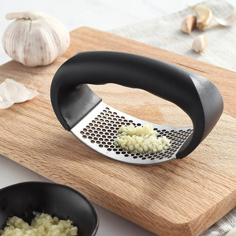 Food grade stainless steel garlic press manual ginger garlic masher ring hand-held mud press
Food grade stainless steel garlic press manual ginger garlic masher ring hand-held mud press