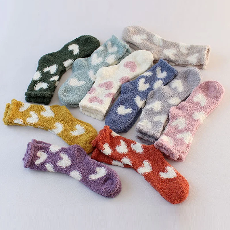 Autumn Winter Warm Women Socks Thicken Coral Velvet Cute Sweet Heart Print Long Socks Plush Coral Fleece Home Indoor Sleep Socks
Autumn Winter Warm Women Socks Thicken Coral Velvet Cute Sweet Heart Print Long Socks Plush Coral Fleece Home Indoor Sleep Socks