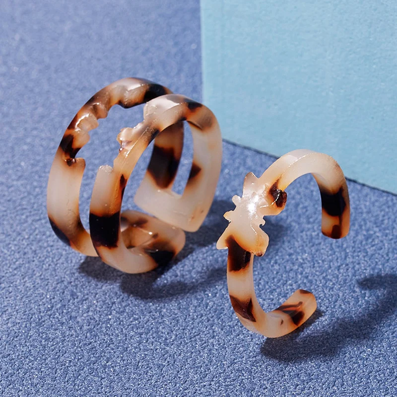 2 Pcs/Set Leopard Acrylic Open Heart Butterfly Rings Adjustable Couple Lover Jewelry Finger Knuckle Accessories Fashion Gifts
2 Pcs/Set Leopard Acrylic Open Heart Butterfly Rings Adjustable Couple Lover Jewelry Finger Knuckle Accessories Fashion Gifts