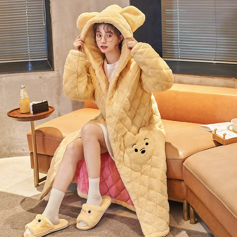 Winter Warm Nightgown Hooded Long Robe Coral Fleece Sleepwear Three-Layer Quilted Nightwear Bear Pocket Homewear Women Bathrobe
Winter Warm Nightgown Hooded Long Robe Coral Fleece Sleepwear Three-Layer Quilted Nightwear Bear Pocket Homewear Women Bathrobe