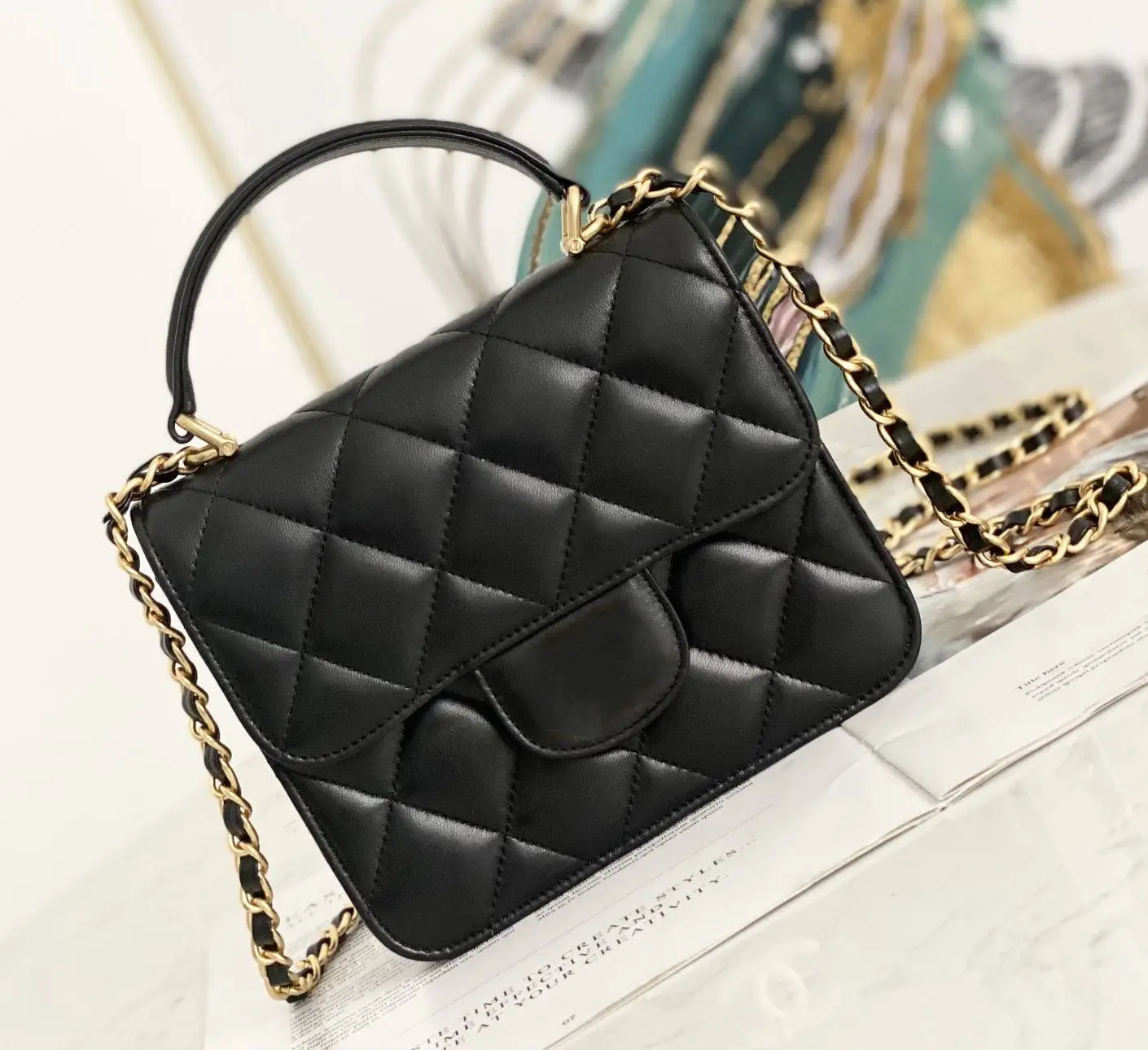 Ladies Genuine Leather Handbag women bag Fashion Casual Chain Shoulder Messenger Bag bolsos Famous Classic Wallet Brand Designer
Ladies Genuine Leather Handbag women bag Fashion Casual Chain Shoulder Messenger Bag bolsos Famous Classic Wallet Brand Designer