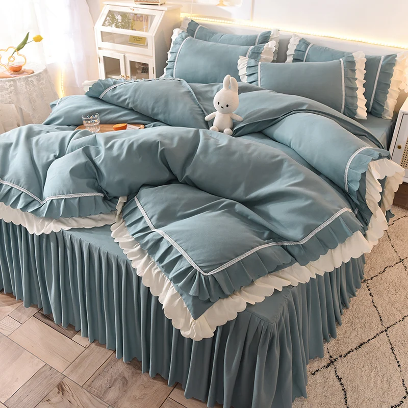 Luxury Bedding Set 4pcs Princess Wind Lace Bed Skirt Sheet Quilt Cover Premium Egyptian Cotton King Queen Size Lovely Bed Sheets 
Luxury Bedding Set 4pcs Princess Wind Lace Bed Skirt Sheet Quilt Cover Premium Egyptian Cotton King Queen Size Lovely Bed Sheets