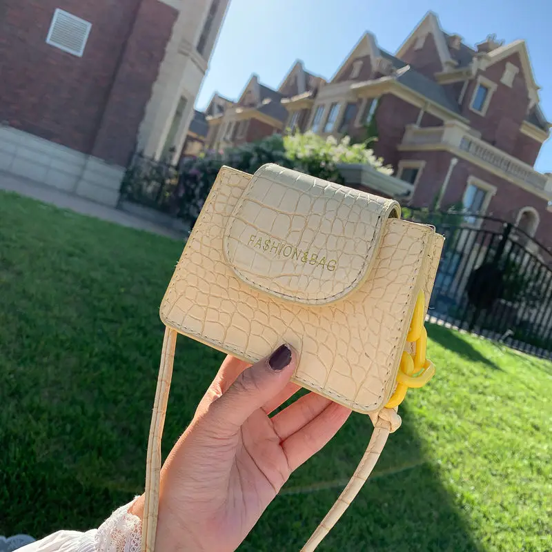 New Fashion Women Small Square Shoulder Bag Box Flap PU Leather Ladies Mini Handbags Vintage Female Messenger Crossbody Bag
New Fashion Women Small Square Shoulder Bag Box Flap PU Leather Ladies Mini Handbags Vintage Female Messenger Crossbody Bag