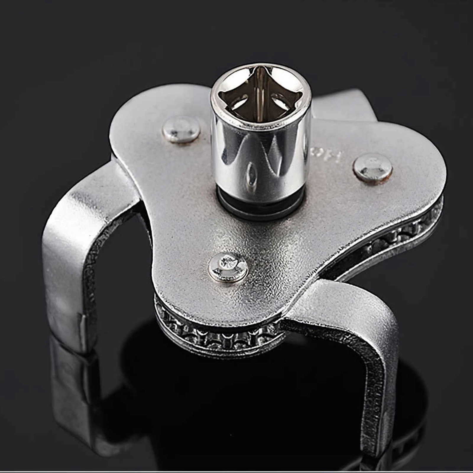 Oil Filter Wrench Tool For Auto Car Repair Adjustable Two Way Oil Filter Removal Key Auto Car Repairing Tools 62-102mm 50-115mm
Oil Filter Wrench Tool For Auto Car Repair Adjustable Two Way Oil Filter Removal Key Auto Car Repairing Tools 62-102mm 50-115mm