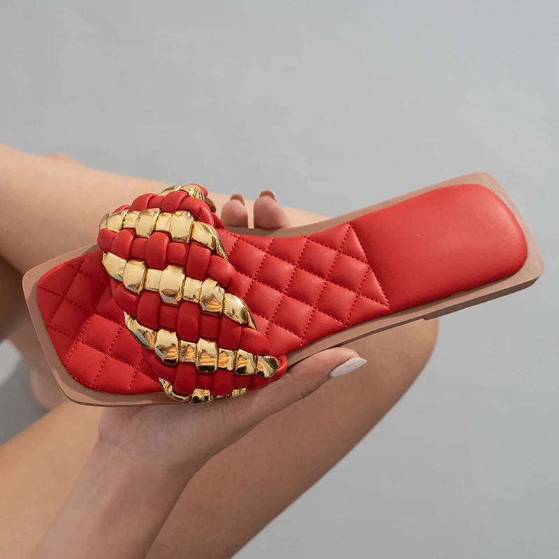 New Summer Women Slippers Slip On Slides Square Toe Casual Shoes Woman Bling High Quality Shoes Ladies Hot Fashion Sandals 2021
New Summer Women Slippers Slip On Slides Square Toe Casual Shoes Woman Bling High Quality Shoes Ladies Hot Fashion Sandals 2021