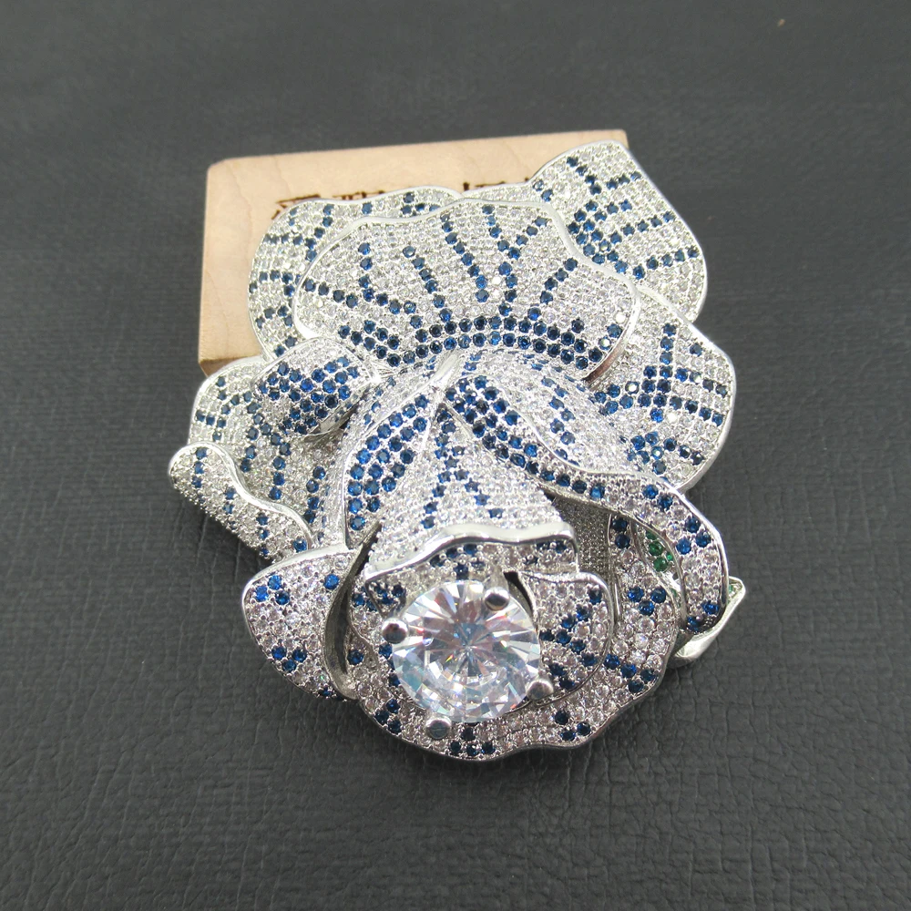 APDGG 55x62mm White Gold Plated multi color Blue Cz micro Flower Brooch Connector
APDGG 55x62mm White Gold Plated multi color Blue Cz micro Flower Brooch Connector