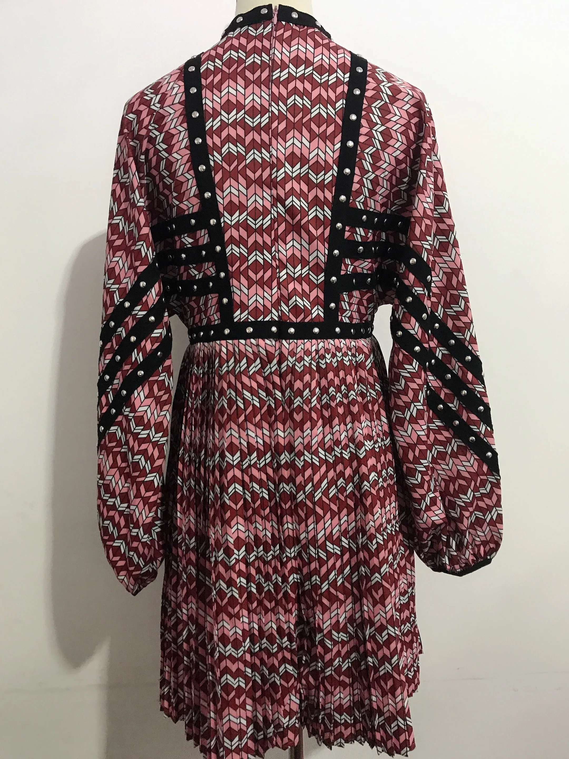 2020 Retro Stand Collar Spliced Rivets Wave Striped Pleated Mini Short Dress Woman Back Zipper Lartern Long sleeve Dresses | Женская