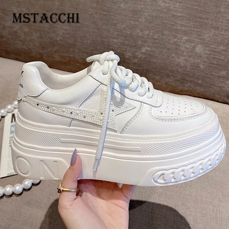 Женские кроссовки из коровьей кожи, светильник универсальные, на плоской платформе, на шнуровке, круглый носок, уличный стиль, белые, 2021
Женские кроссовки из коровьей кожи, светильник универсальные, на плоской платформе, на шнуровке, круглый носок, уличный стиль, белые, 2021