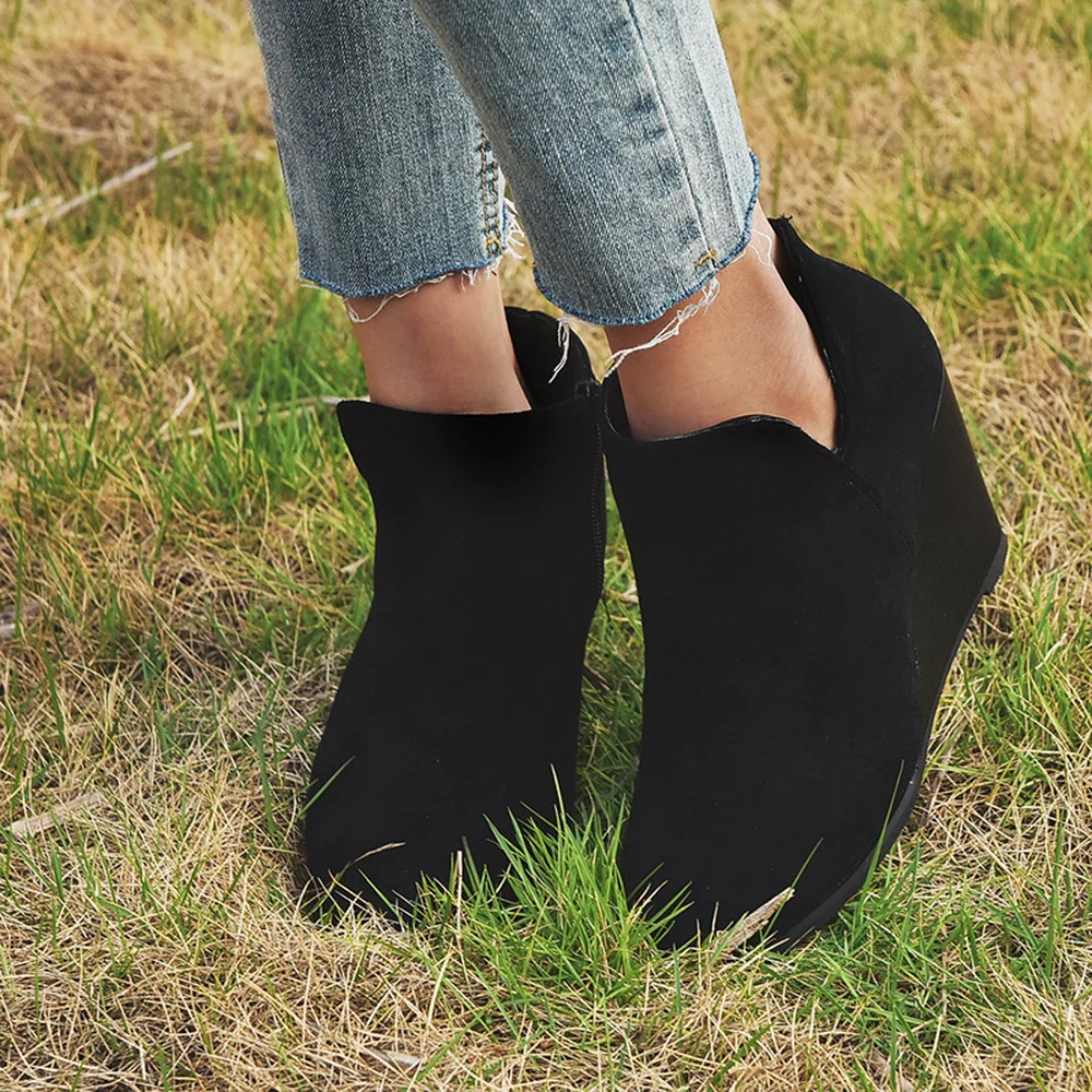 2020 Ankle Boots Women Winter Leopard Ankle Boots Lace Up Streetwear Platform High Heels Wedges Shoes Woman Bota Feminina
2020 Ankle Boots Women Winter Leopard Ankle Boots Lace Up Streetwear Platform High Heels Wedges Shoes Woman Bota Feminina